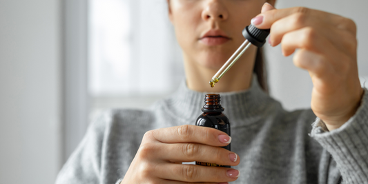 Navigating Rotator Cuff Pain: How CBD Oil Can Help